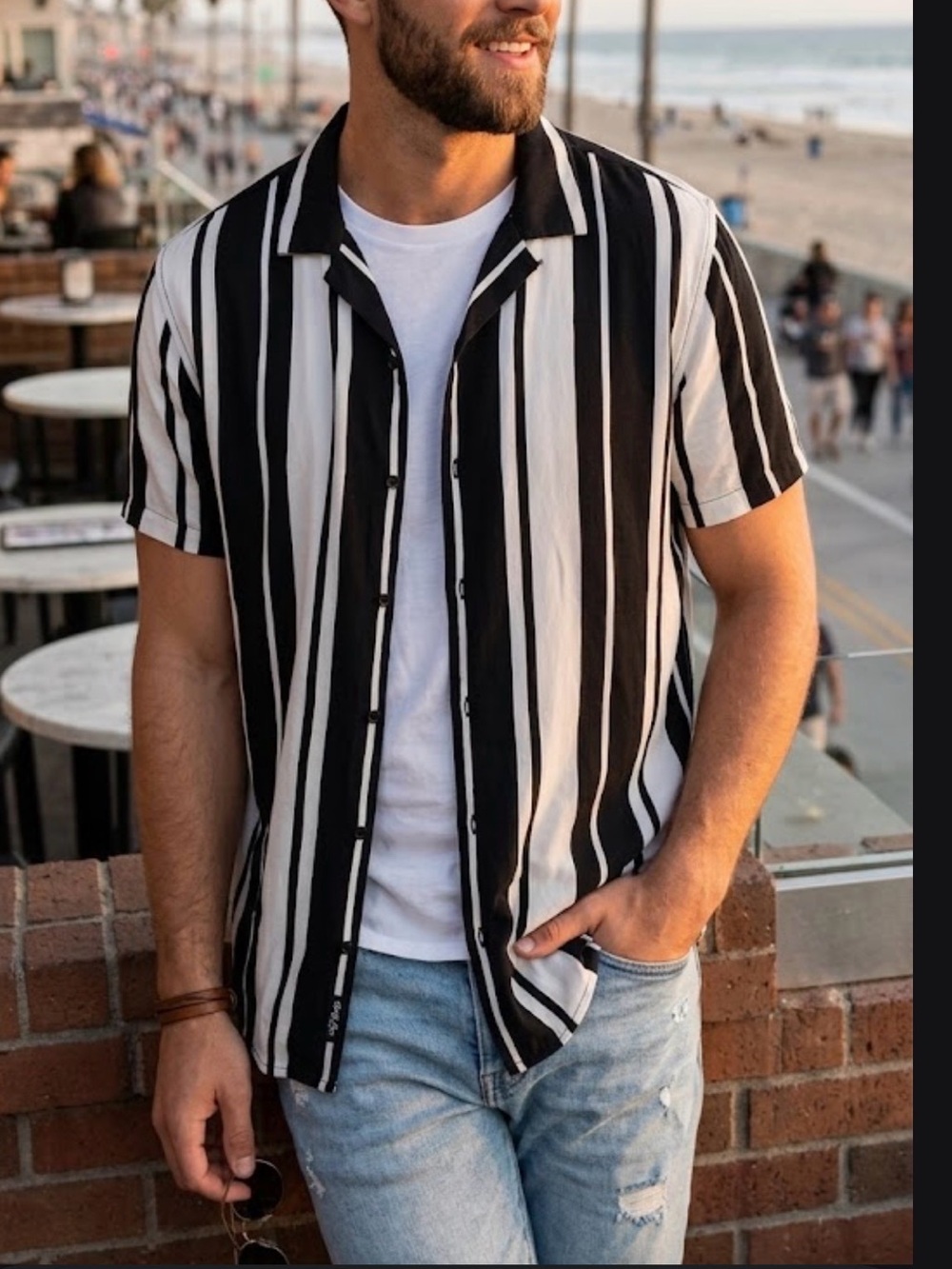 Hollister Men’s Black and White Vertical Stripe Short-Sleeve Button-Up